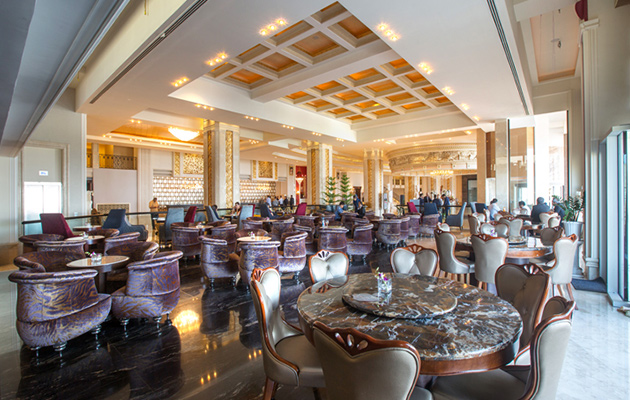 هتل اسپیناس پالاس 