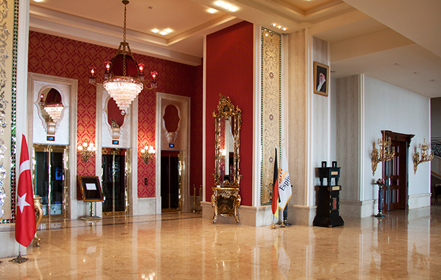 هتل اسپیناس پالاس 