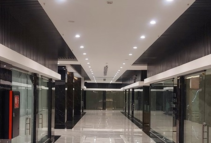 مجتمع تجاری ، اداری و رفاهی آنا آتا